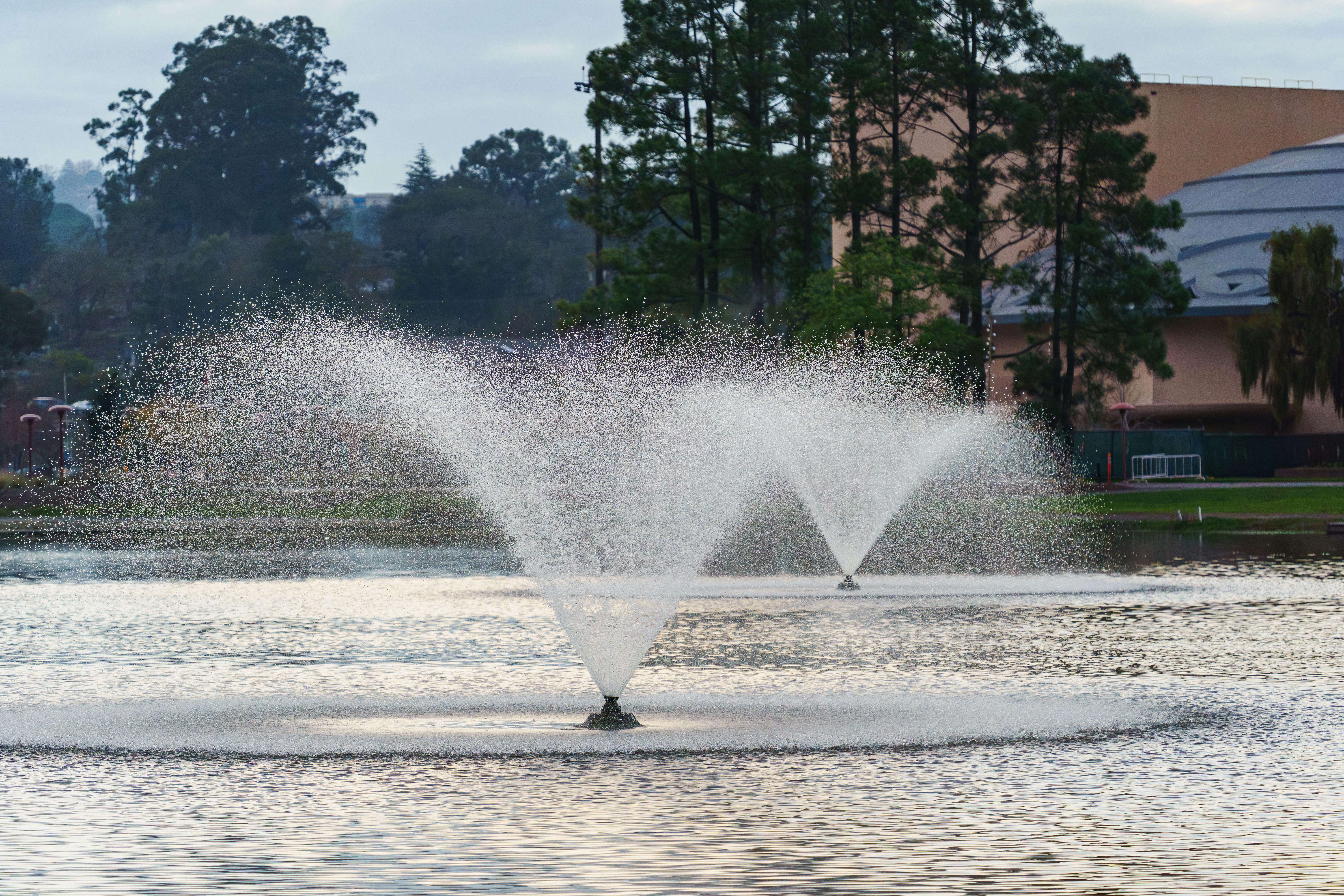 Fountain and aeration installation - Panhandle Pond and Lake Services